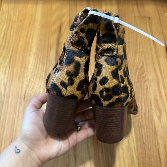 madewell | The Regan Boot in Leopard Calf Hair - Picture 8 of 8